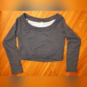 Lululemon Size 6 Crop Top Grey Sweater
